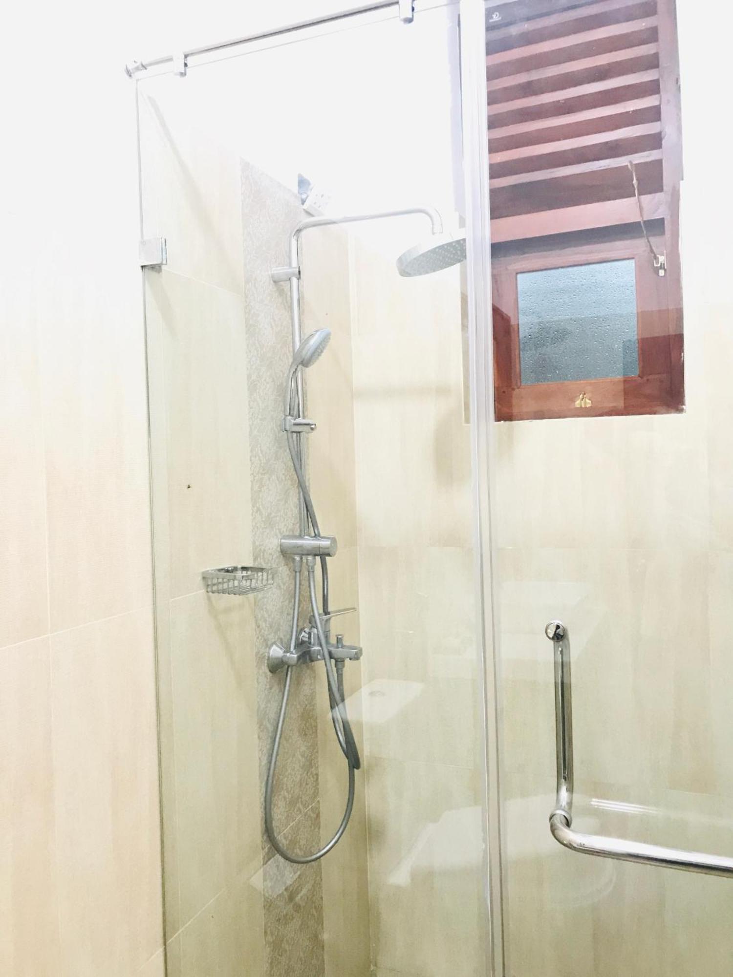 אנוראדפורה Siluni'S Villa חדר תמונה