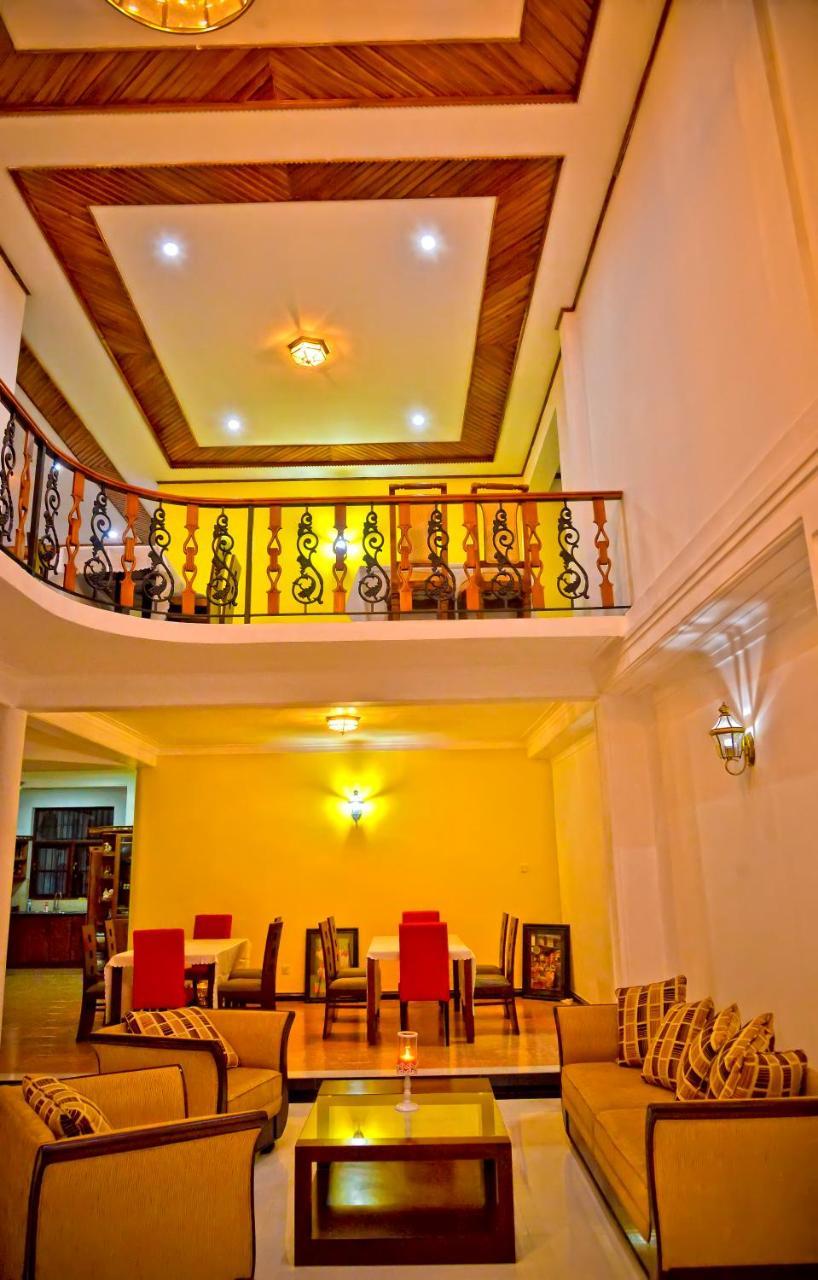 אנוראדפורה Siluni'S Villa מראה חיצוני תמונה